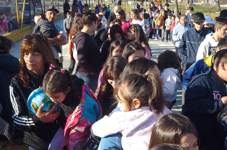 Futuro Ensenadense celebró el Día de la Niñez en Barrio Mosconi